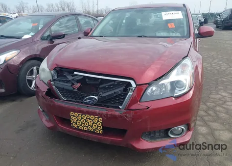 2013 Subaru Legacy 2.5I Limited из США, поврежденный, VIN 4S3BMCP66D3006687